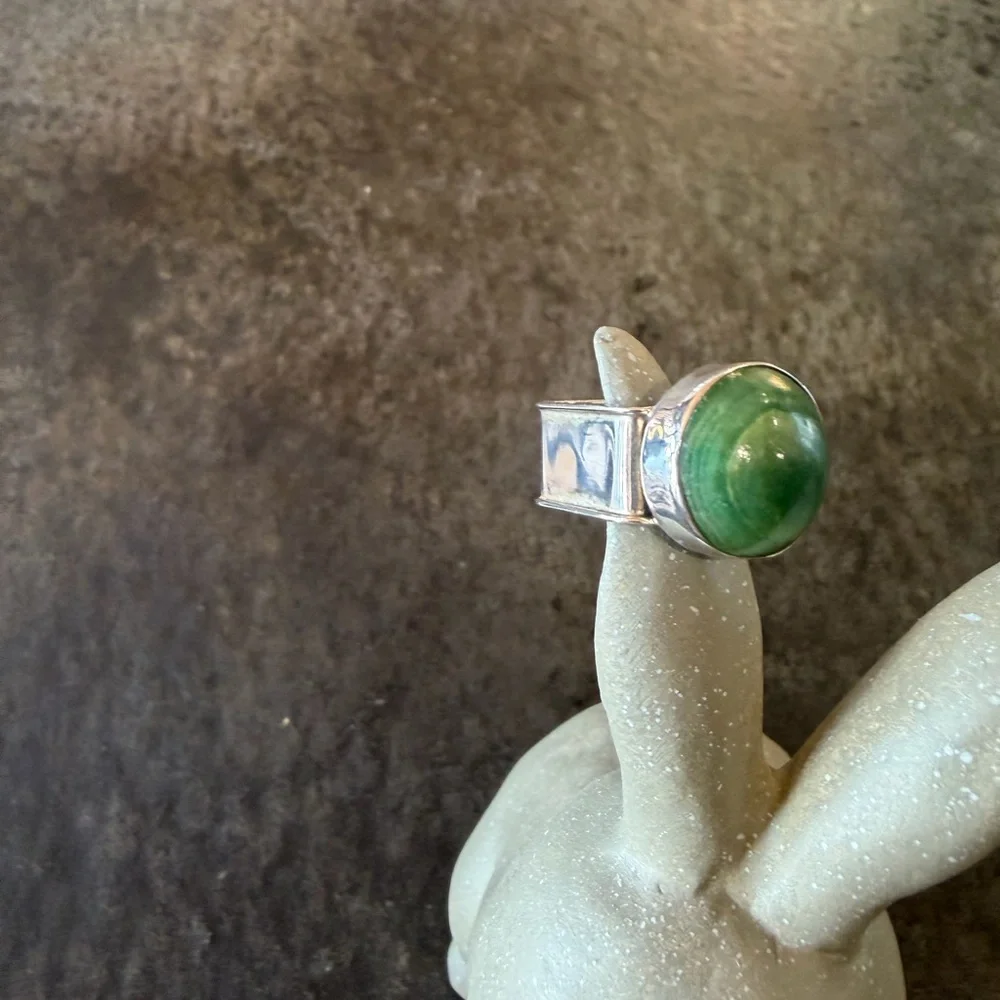 Unique Green Ring Sterling Silver Size 7 Square - Picture 4 of 7